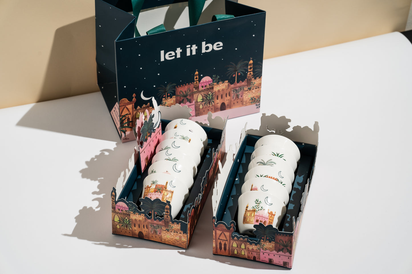 Gift Box of Gahwa Cup - Set Of 12 Unique Gahwa Cups