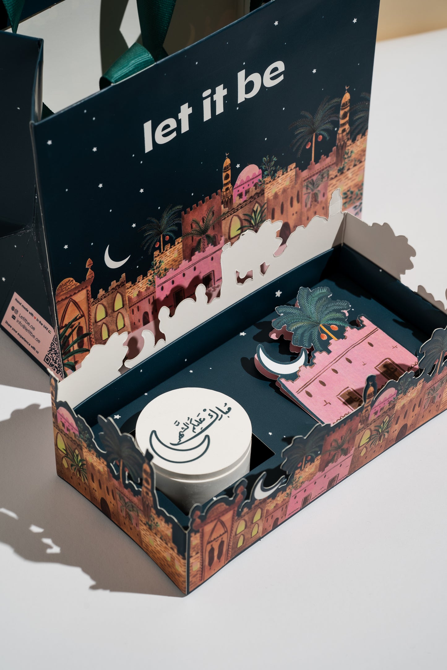Ramadan Candle Gift Box - Ramadan Theme - 32AED X 6 Bags