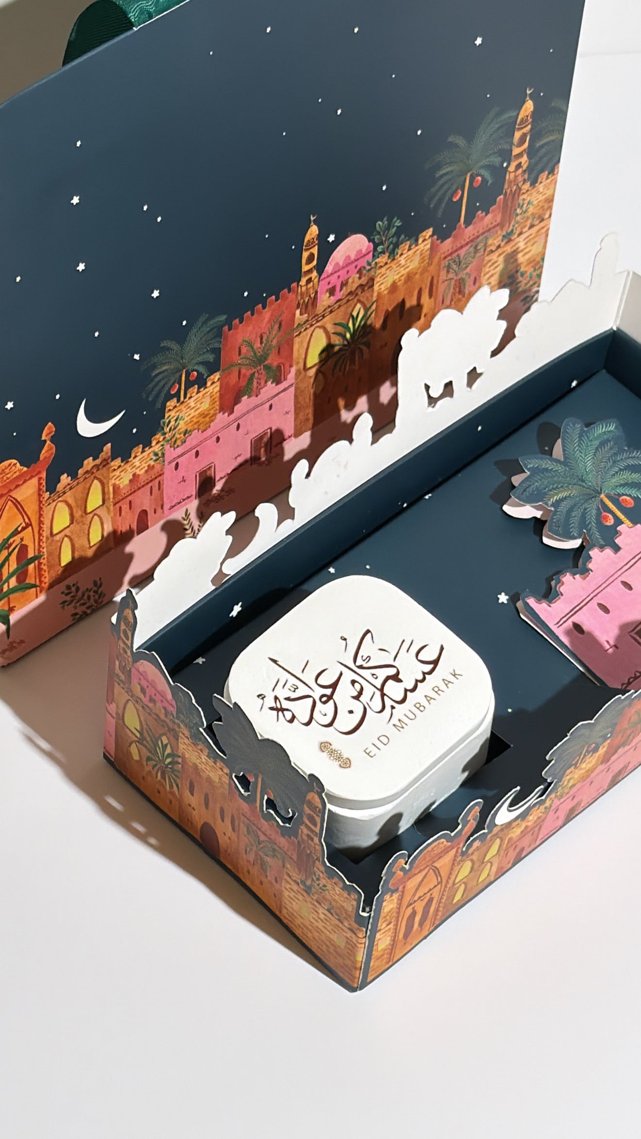 Eid Candle Gift Box - 32AED X 6 Bags