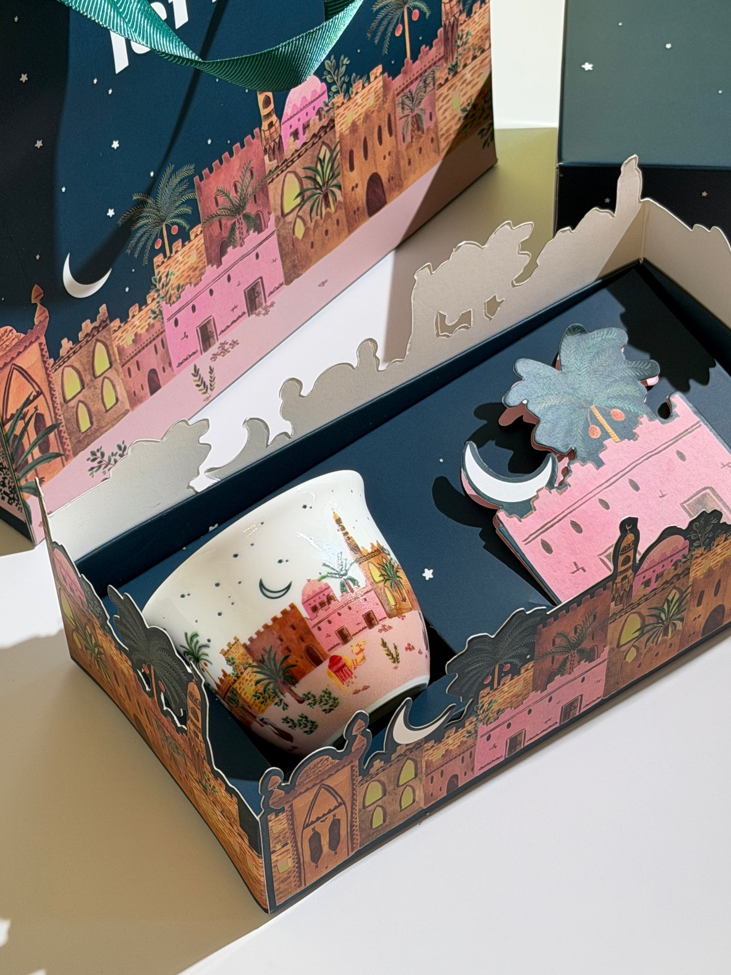 Ramadan Nights Gift Box of Gahwa Cup -  32 AED X 6 Bags